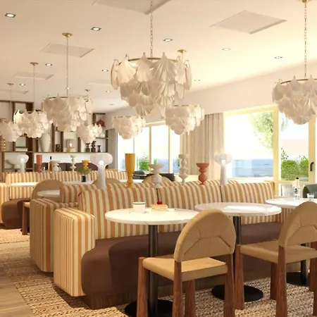 Hotel Les Brises - Réouverture Eté 2026 La Rochelle (Charente-Maritime)