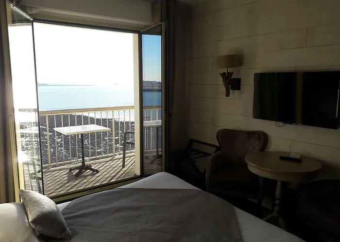 Les Brises - Réouverture Eté 2026