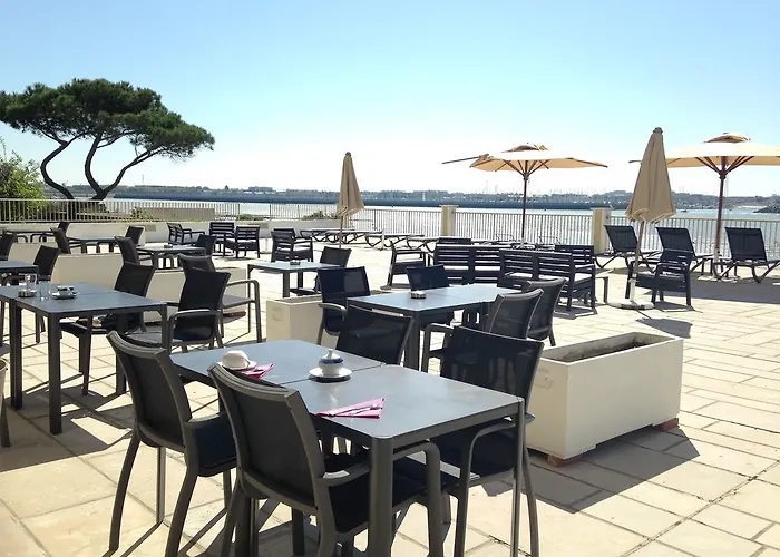 Les Brises - Réouverture Eté 2026 Hotel 3*