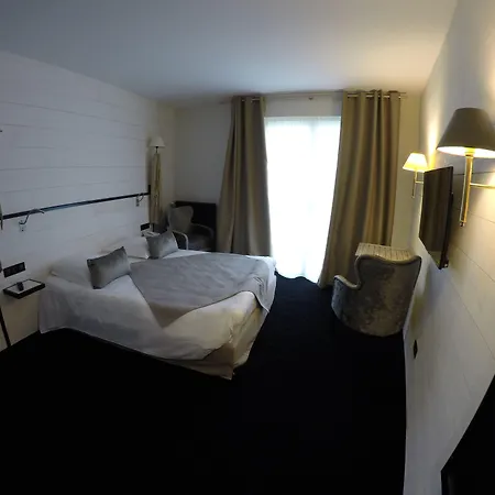 Hotel Les Brises La Rochelle (Charente-Maritime)