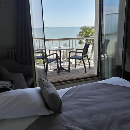 Les Brises La Rochelle (Charente-Maritime)