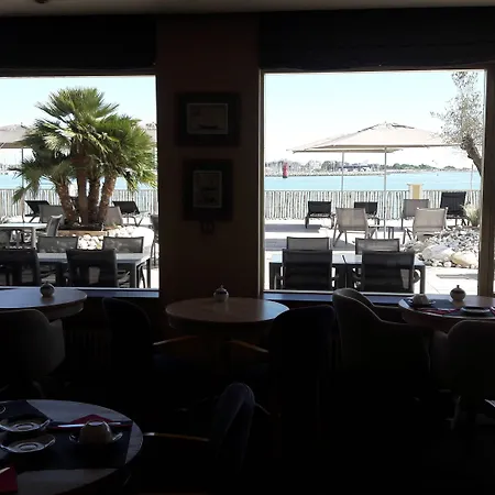Les Brises Hotell La Rochelle (Charente-Maritime)