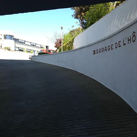 Les Brises Hotell 3*