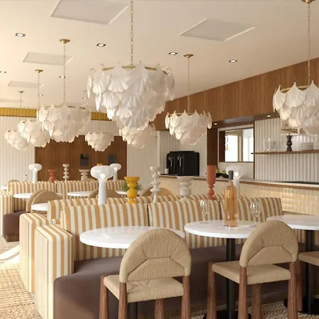 Les Brises - Reouverture Ete 2026 Hotel La Rochelle (Charente-Maritime)