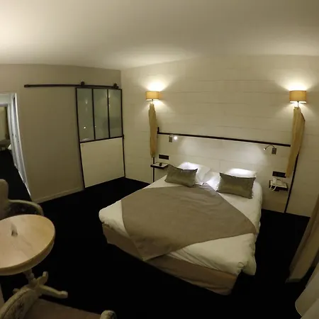 Hotel Les Brises 3*