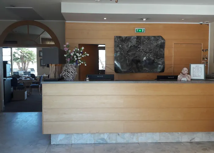 Les Brises - Reouverture Ete 2026 La Rochelle (Charente-Maritime)