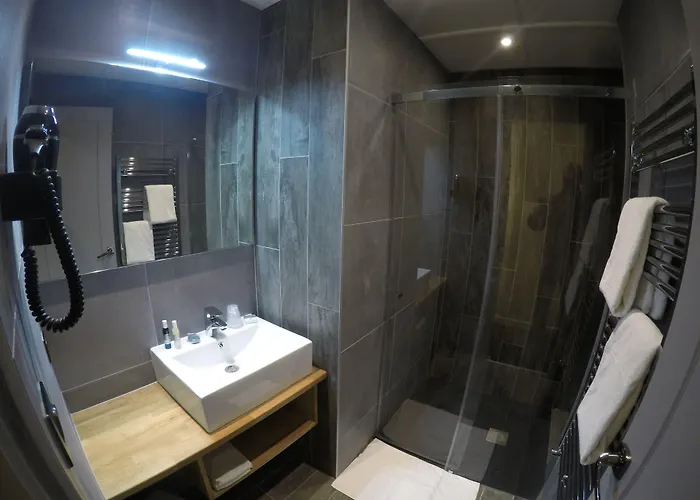 Les Brises - Reouverture Ete 2026 Hotel La Rochelle (Charente-Maritime)