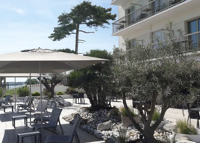 Les Brises - Reouverture Ete 2026 Hotel